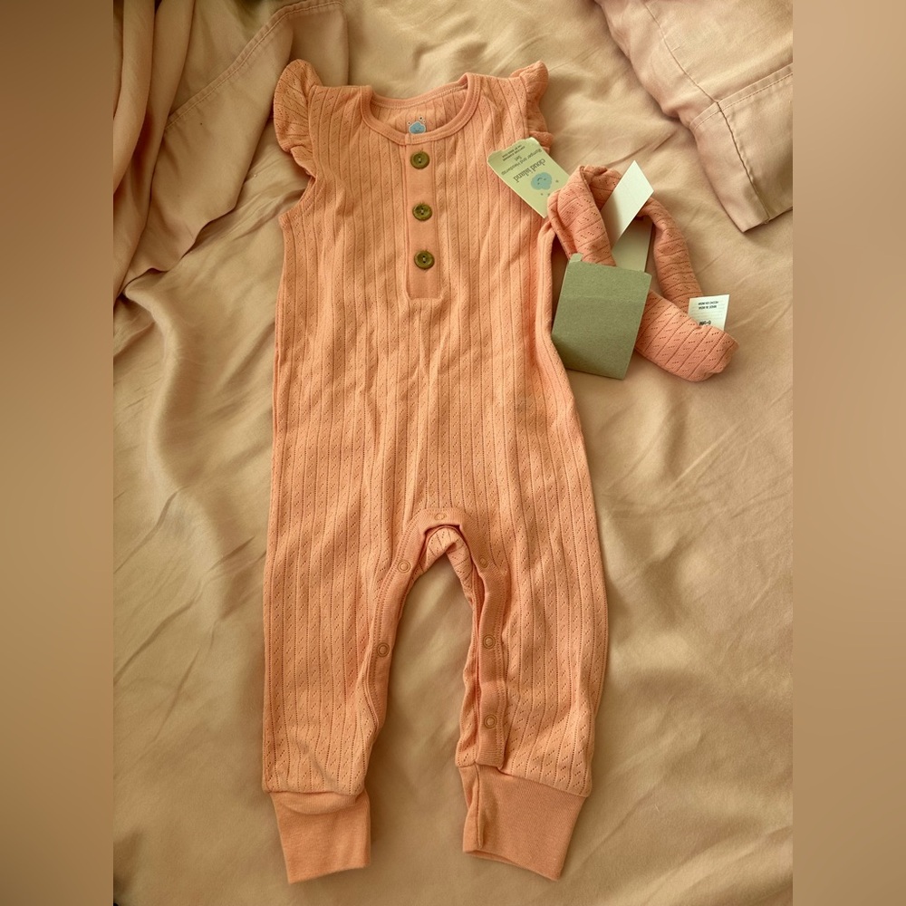 NWT Cloud Island Baby Girls one piece romper with head wrap, size 6-9 months